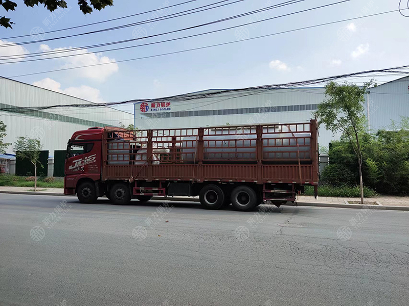 定期查抄和守护余热锅炉，，，，，确保其正常运行