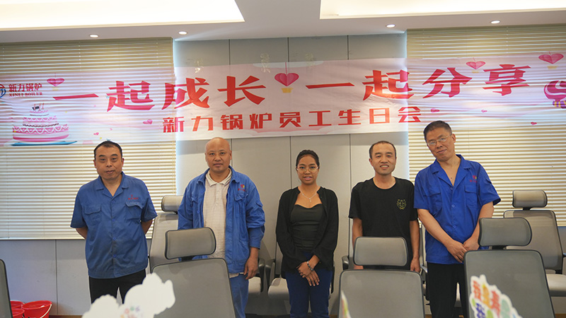 从生日会到心连心｜这场跨文化的温暖团圆，，，，，，，属于2121非凡每一个你！