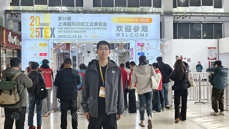 在上海，，，，，，，被世界“围观”的中国锅炉——2121非凡锅炉亮相2025上海国际纺织工业展